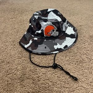 Men’s New Era Cleveland Browns Camo Bucket Hat